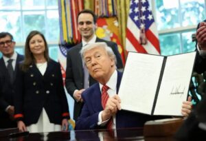 Trump assina decretos para impulsionar energia nuclear nos EUA