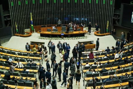Por que políticos de Brasília estão de olho no mercado cripto?