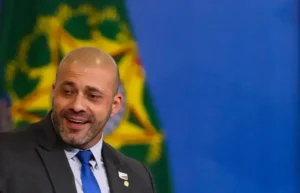 Advogados de Daniel Silveira acionam STF por novos exames médicos