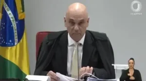 Análise de jurista destaca defesa de Bolsonaro e o embate entre liberdade e narrativa golpista