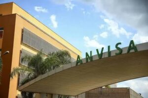 Anvisa apreende remédios falsificados e orienta consumidores
