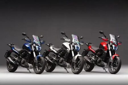 Bajaj lança novas cores da Dominar 400 no Festival Interlagos 2025