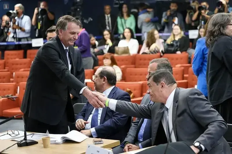 Bolsonaro afirma que 'Golpe nunca existiu' ao chegar no STF