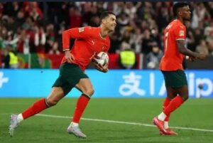 Cristiano Ronaldo emociona ao conquistar UEFA Nations League