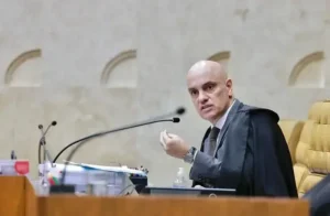 Decisão do STF devolve eletrônicos a policiais envolvidos no 8 de janeiro