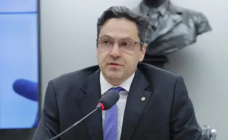 Deputado propõe proibir cortes do Executivo em emendas parlamentares