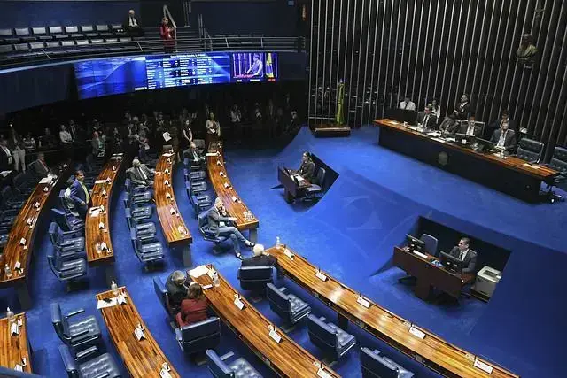 Derrubada do decreto do IOF revela fragilidade do governo Lula com o Congresso