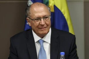 Desigualdade cresce e desafia o governo Lula em pesquisa recorde