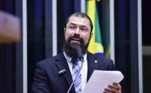 EUA consideram classificar PCC e CV como grupos terroristas