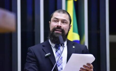 EUA consideram classificar PCC e CV como grupos terroristas