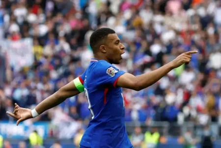 França conquista terceiro lugar na Liga das Nações com vitória sobre a Alemanha