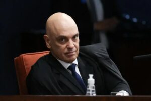 Guerra contra a Censura: Como a Direita enfrenta a Ditadura Digital