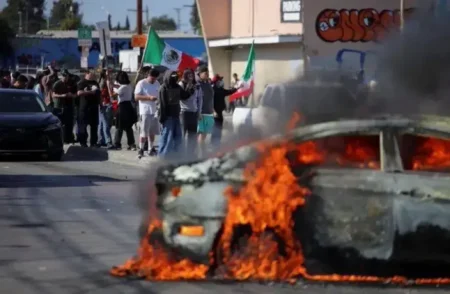 Guerra na fronteira: Trump envia Guarda para conter protestos migratórios em Los Angeles