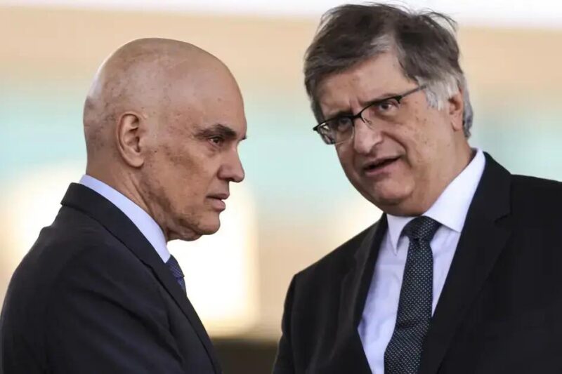 Investigações do 8 de janeiro: aparelhos apreendidos retornam às mãos dos envolvidos