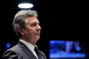 Justiça mantém penhora de R$ 2,1 milhões de Collor em caso de recuperação judicial