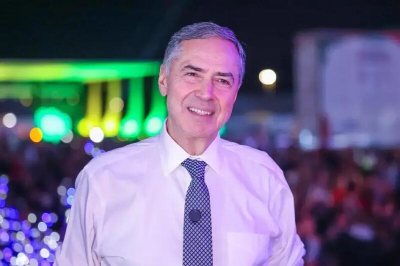 Luís Roberto Barroso e CEO do iFood se reencontram em evento com aliados de Lula