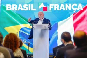 Lula alerta: campanha eleitoral com IA pode ser cheia de mentiras