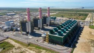Maior usina de energia do Brasil entra em operação