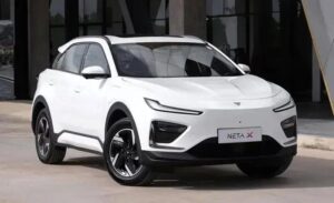 Montadoras enfrentam crise e domínio chinês ameaça setor automobilístico