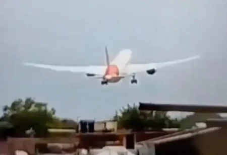 Piloto declara 'mayday' antes de queda fatal de avião na Índia