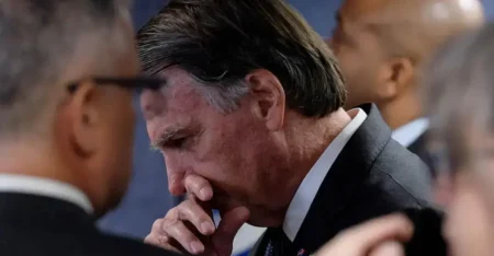 Políticas de Corrupção no Governo Bolsonaro e Investigações Recentes