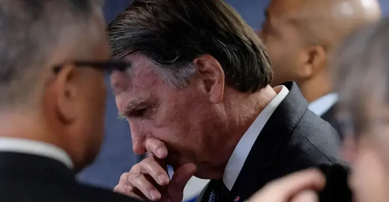 Políticas de Corrupção no Governo Bolsonaro e Investigações Recentes