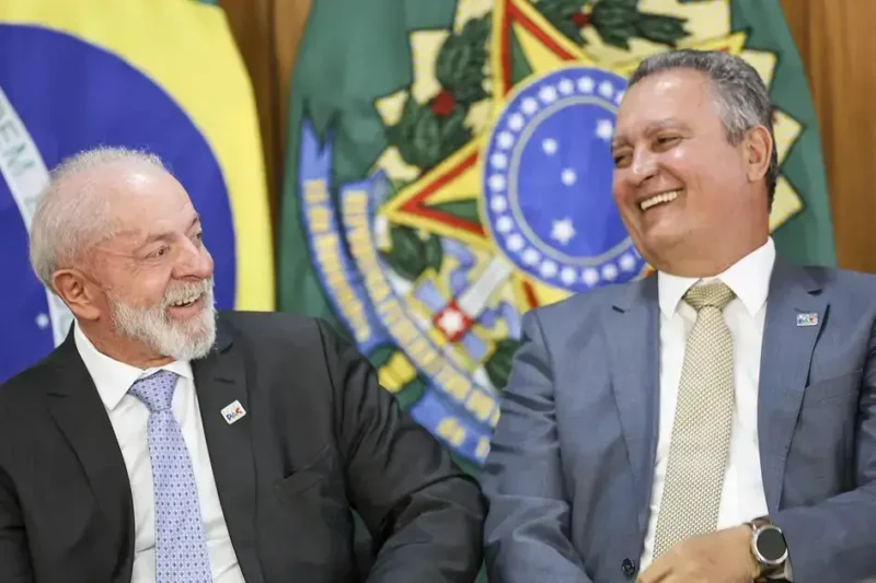 Rui Costa vira alvo de críticas e ganha apelido irônico na Esplanada