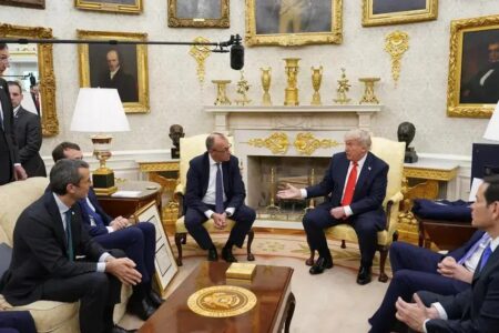 Trump compara Rússia e Ucrânia a crianças: competição ou conflito?