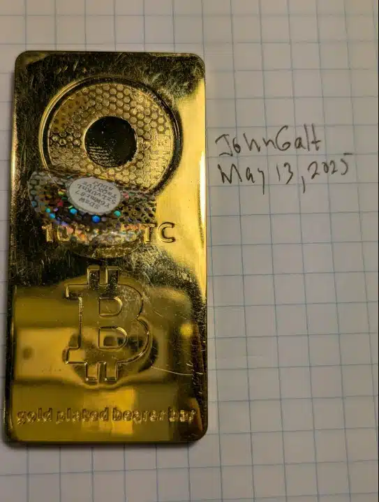 Barra de ouro da Casascius de JohnGalt com chave-privada exposta. Fonte: Bitcointalk/Reprodução.
