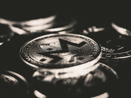 Monero (XMR) enfrenta ataque de 51% por um dos maiores desenvolvedores do mercado