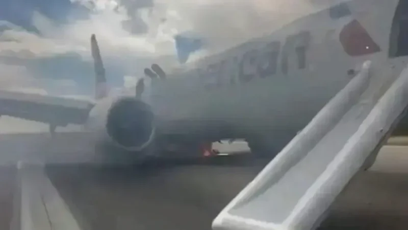 Boeing 737 MAX é evacuado após princípio de incêndio em Denver