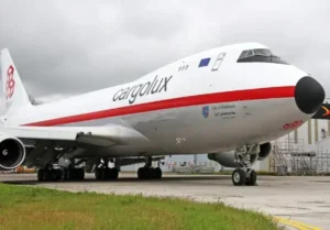 São José dos Campos recebe cargueiro gigante da Boeing