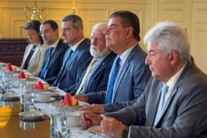 Senadores brasileiros nos EUA com visto restrito a agendas oficiais