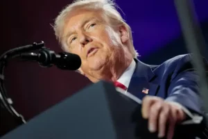 Tarifaço de Trump ameaça indústria de armas brasileira