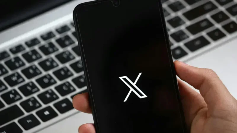 Usuários relatam instabilidades no X durante a noite