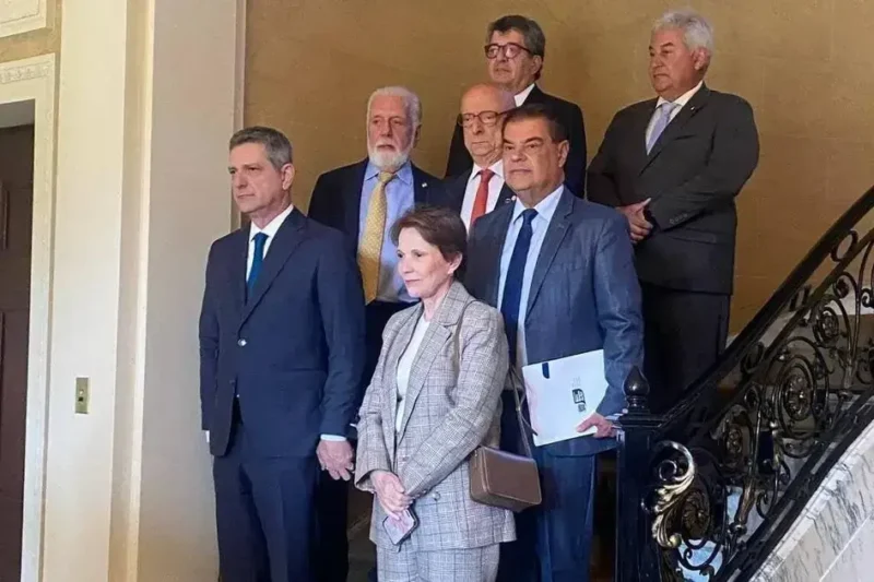 Viagem de senadores aos EUA custa quase R$ 500 mil sem reuniões com Trump