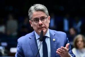 Câmara deve votar PL da adultização para proteger jovens online