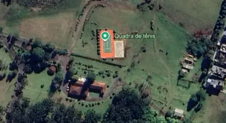 Deputado questiona uso de recursos públicos para quadra no RS