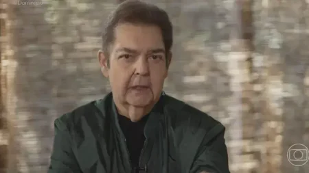 Faustão é extubado após transplantes, mas segue na UTI
