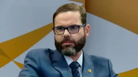 Senador Jorge Seif acusa STF de perseguir Bolsonaro e defende anistia
