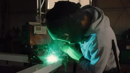 Setores produtivos brasileiros contestam tarifas americanas