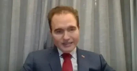 Advogado de Trump critica chantagem do STF em decisão contra Bolsonaro