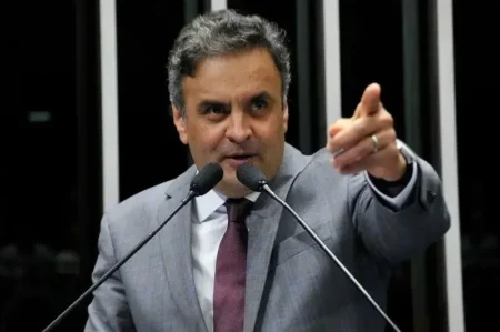 Aécio Neves defende PL da Dosimetria e questiona anistia