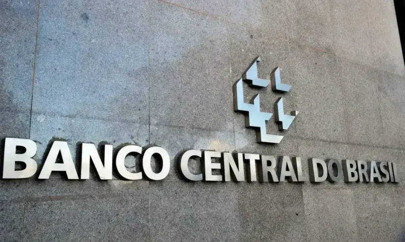 Boletim Focus: Mercado reduz projeções de inflação para 2025