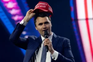 Empresas punem por discurso de ódio contra Charlie Kirk
