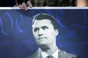 O assassinato de Charlie Kirk e a consciência pneumopatológica