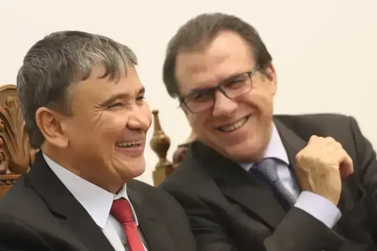 Senadora Damares Alves pressiona por respostas sobre fraudes no Caixa Tem