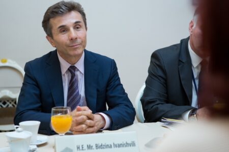 Ex-Primeiro-ministro da Geórgia é acusado de sequestro envolvendo soma bilionária em Bitcoin