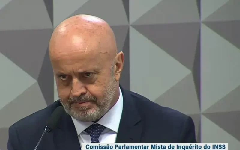 Careca do INSS omite imóvel e negócios internacionais