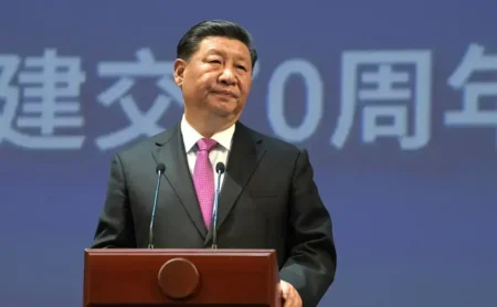 China desafia tarifas dos EUA e promete reação firme
